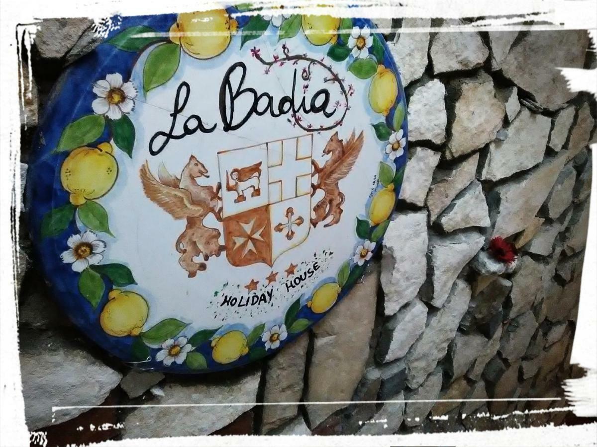 La Badia Hotel Messina Exterior foto